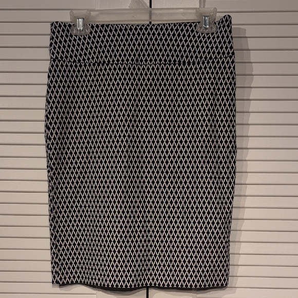 Margaret M Monochrome Geometric Pencil Skirt Size M - Picture 2 of 7